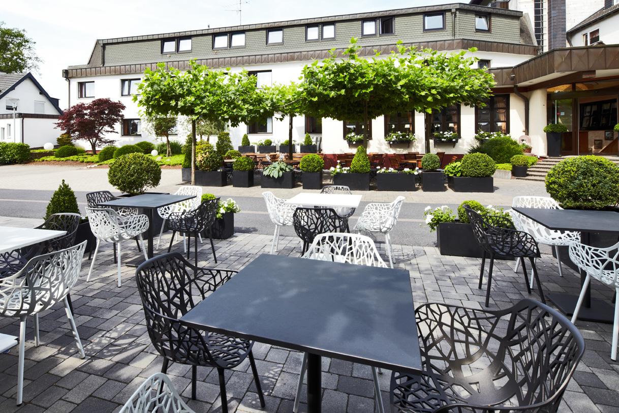 Hotel &Repeat Koeln Airport Exterior foto